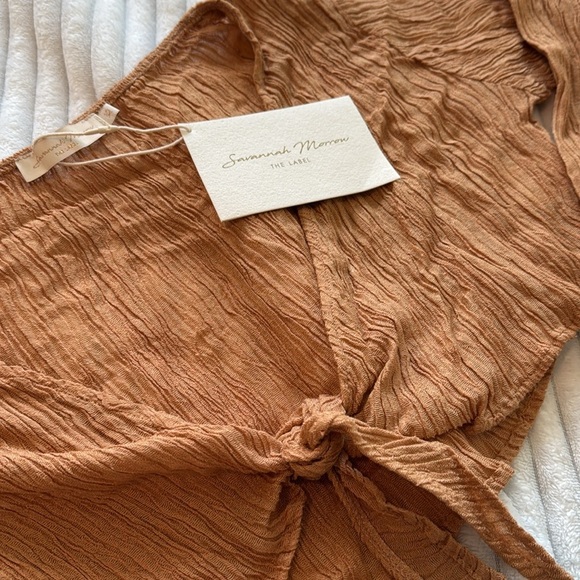 Savannah Morrow Amarillo Top in Sandstone - Picture 4 of 8